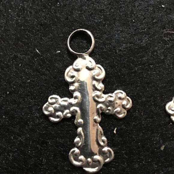 Earrings   - Picture 2 of 5